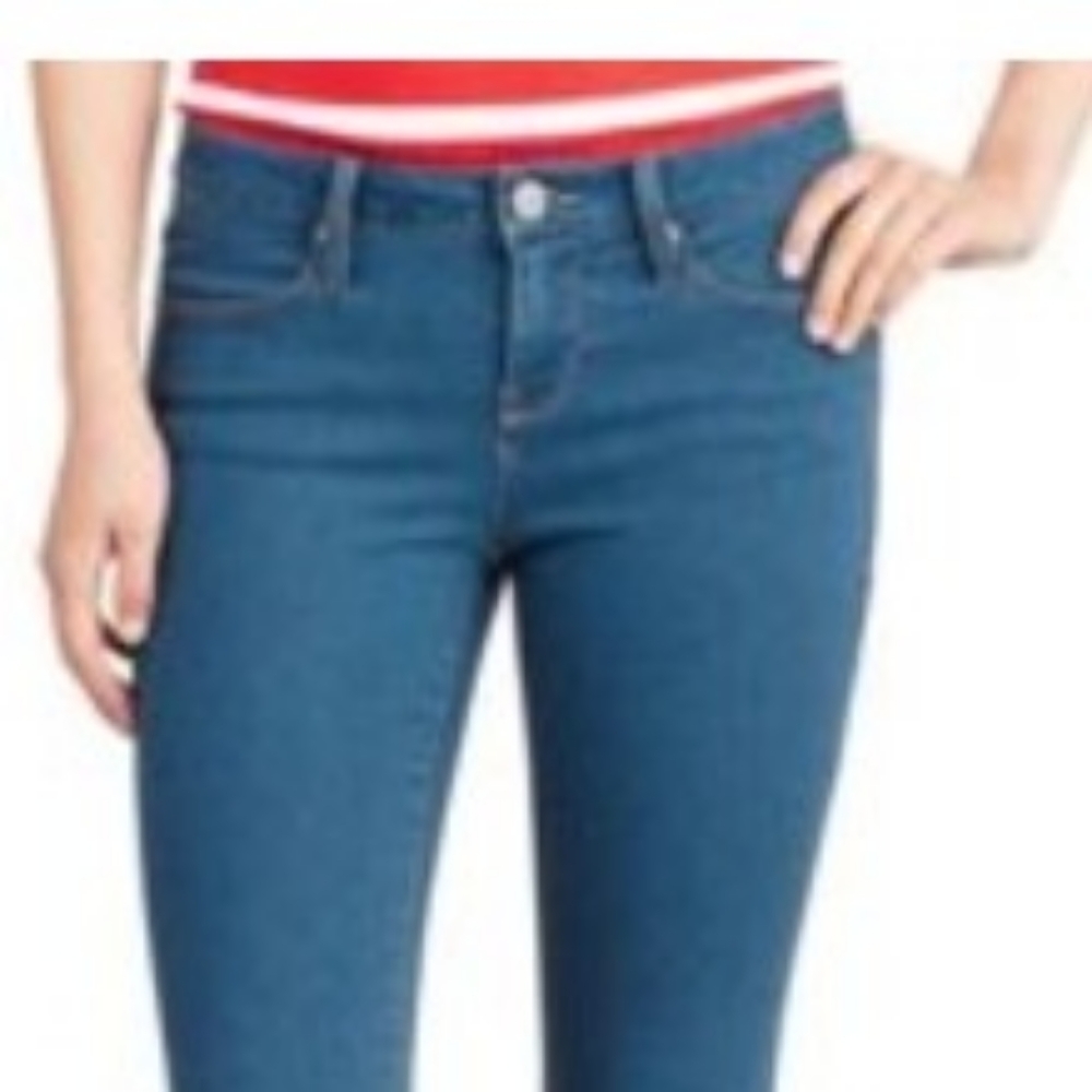 No Boundaries Juniors' Classic Skinny jeans